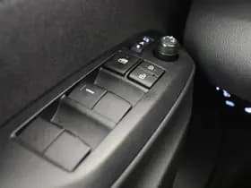 Toyota Yaris Cross thumbnail 21