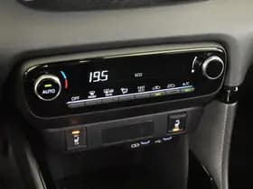 Toyota Yaris thumbnail 20