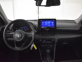 Toyota Yaris thumbnail 4