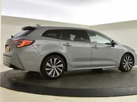 Toyota Corolla thumbnail 2