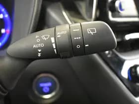 Toyota Corolla thumbnail 18