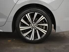 Toyota Corolla thumbnail 31