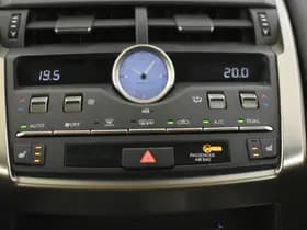 Lexus NX thumbnail 24