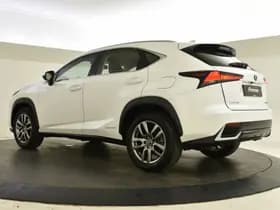 Lexus NX thumbnail 6