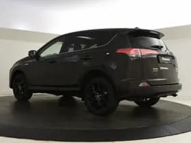 Toyota RAV4 thumbnail 2