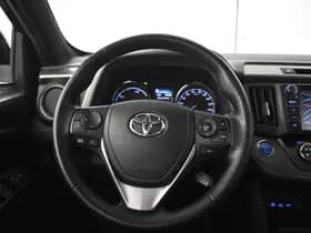 Toyota RAV4 thumbnail 11