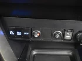 Toyota RAV4 thumbnail 20