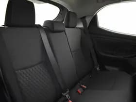 Toyota Yaris thumbnail 26