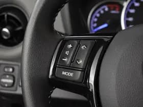 Toyota Yaris thumbnail 11