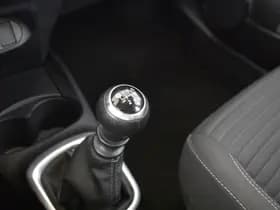Toyota Yaris thumbnail 18