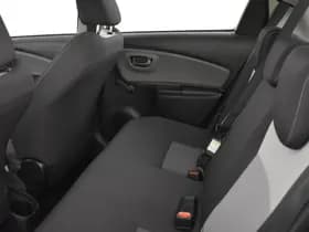 Toyota Yaris thumbnail 22