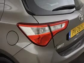 Toyota Yaris thumbnail 9