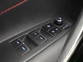 Toyota Corolla thumbnail 24