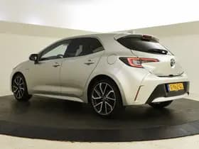 Toyota Corolla thumbnail 6