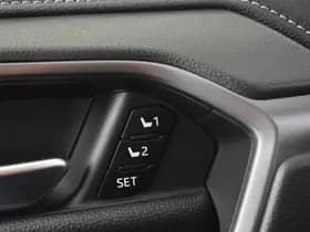 Toyota RAV4 thumbnail 20