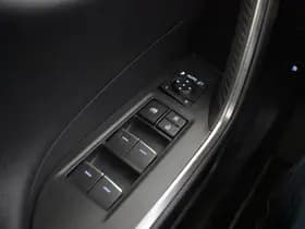 Toyota RAV4 thumbnail 21