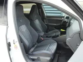 Volkswagen Golf thumbnail 16