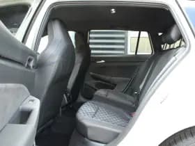 Volkswagen Golf thumbnail 30