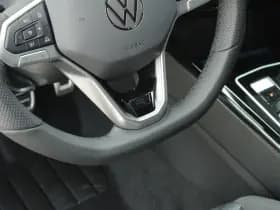 Volkswagen Golf thumbnail 32