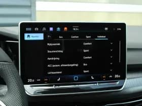 Volkswagen Golf thumbnail 45