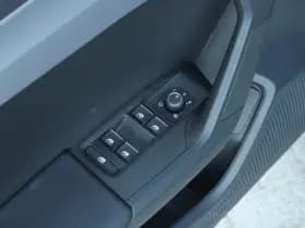 SEAT Leon thumbnail 32