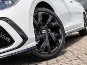 Volkswagen Golf thumbnail 28