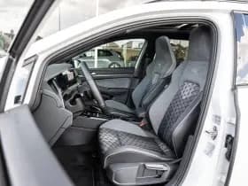 Volkswagen Golf thumbnail 4