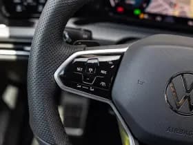 Volkswagen Golf thumbnail 43