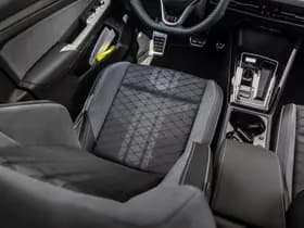 Volkswagen Golf thumbnail 47