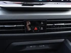 Volkswagen Golf thumbnail 31