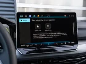 Volkswagen Golf thumbnail 37