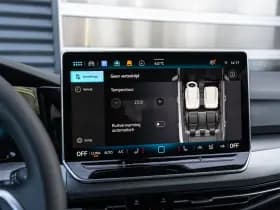 Volkswagen Golf thumbnail 40