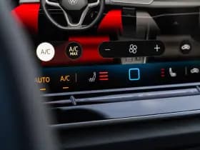 Volkswagen Golf thumbnail 46