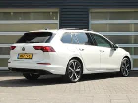 Volkswagen Golf thumbnail 2