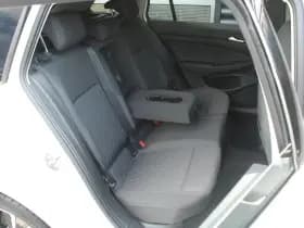 Volkswagen Golf thumbnail 16
