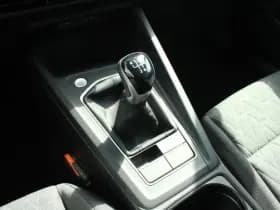 Volkswagen Golf thumbnail 30