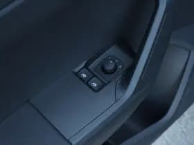 SEAT Ibiza thumbnail 32