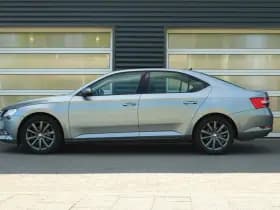 Škoda Superb thumbnail 12