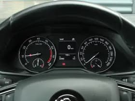 Škoda Superb thumbnail 20