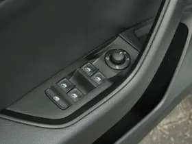 Škoda Superb thumbnail 34