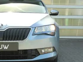 Škoda Superb thumbnail 7