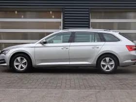 Škoda Superb thumbnail 13