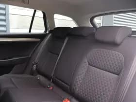Škoda Superb thumbnail 42