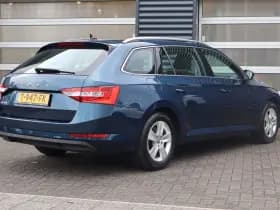 Škoda Superb thumbnail 2