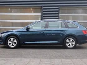 Škoda Superb thumbnail 13