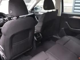 Škoda Superb thumbnail 18
