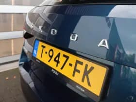 Škoda Superb thumbnail 33