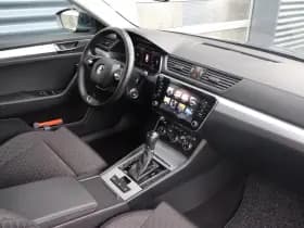 Škoda Superb thumbnail 36