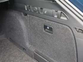 Škoda Superb thumbnail 42