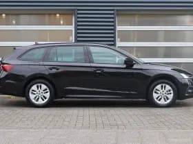 Škoda Octavia thumbnail 3